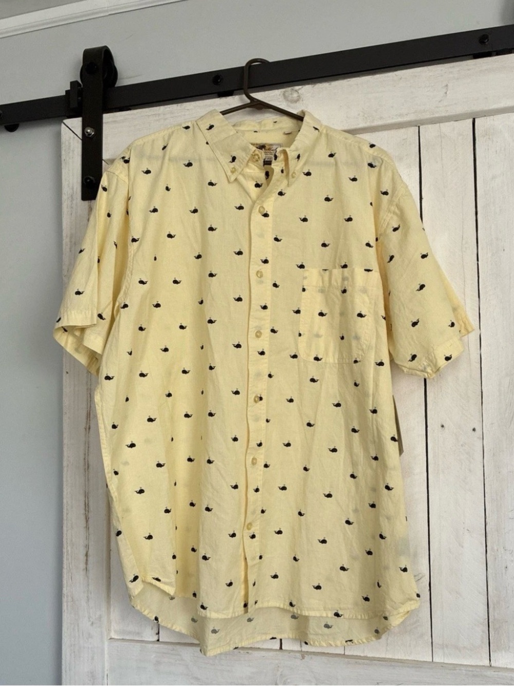 Joe Marlin new Short-Sleeve Yellow Button-Down Shirt with Whale Motif